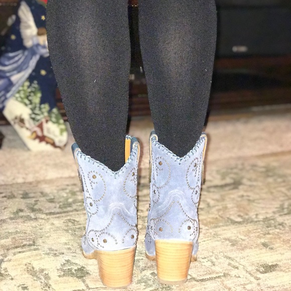 😍Frye Studded Boots😍 - Picture 6 of 8